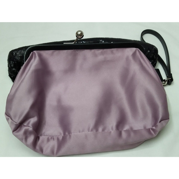 Coach Black Sequin Kisslock Framed Large Evening Clutch - Wristlet - Picture 10 of 14